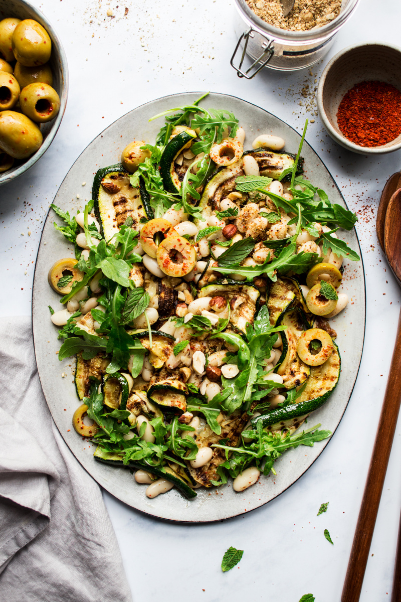 Salada de Jiló e Feijão Branco